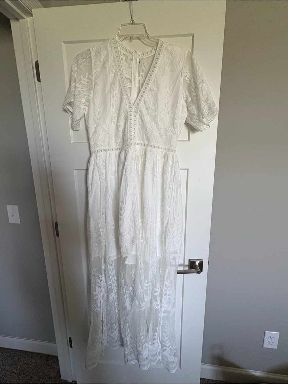 White Lace V-Neck Midi Dress